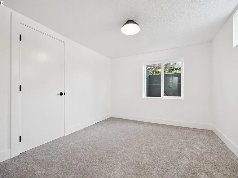 10114 N Calhoun Ave — Photo 27