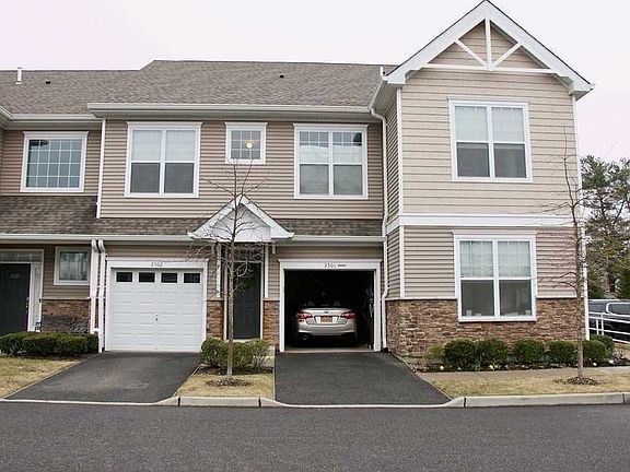 3rd image of 2502 Townhome Way