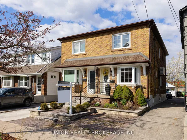 154 Blantyre Ave, Toronto, ON M1N 2R5