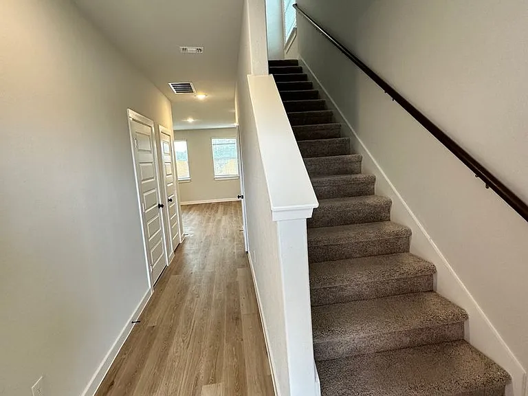 14607 Emerio Dr — Photo 7