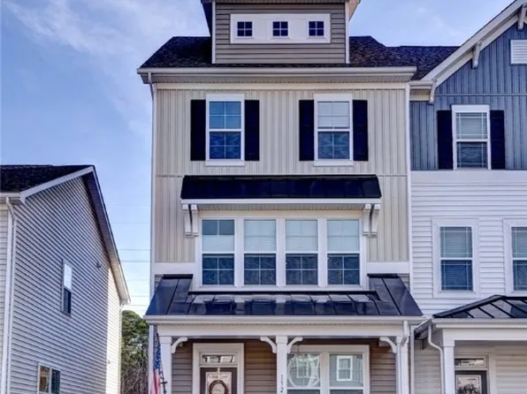 1524 Stanford Ln, Newport News, VA 23608