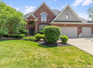 5747 Rosinweed Ln, Naperville, IL 60564