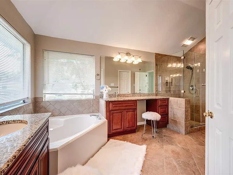 4918 Chappel Hill Dr — Photo 5