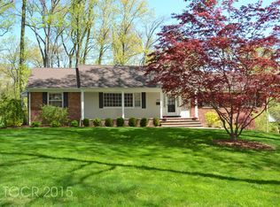 485 Weymouth Dr, Wyckoff, NJ 07481