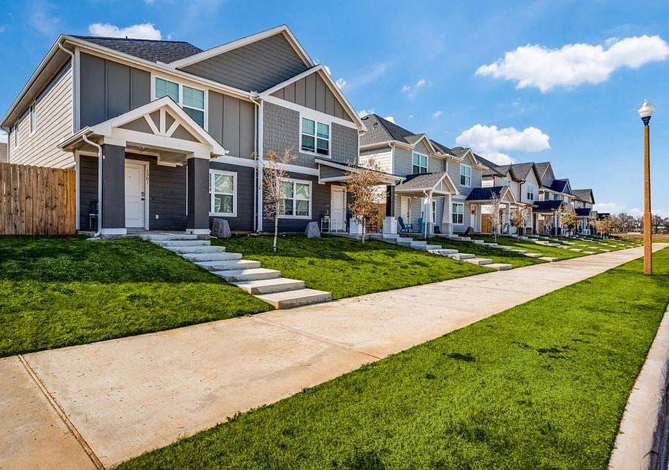 Duplex homes