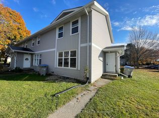 14 Saint Charles Pl, Huron East, ON N0M1L0