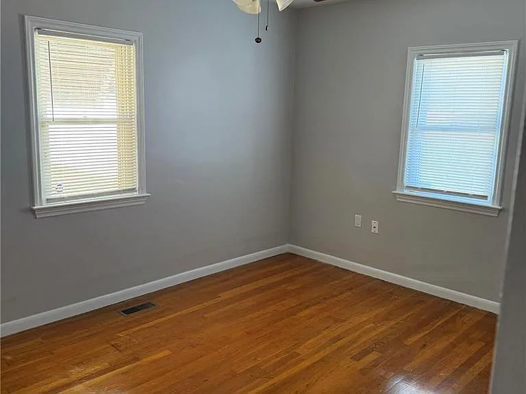 2229 Rodgers St — Photo 5