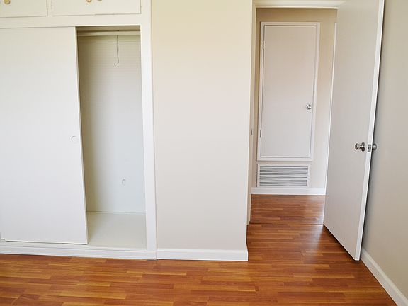 2nd image of 1839 W Chateau Ave