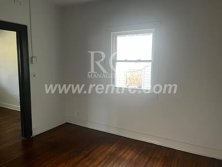 1224 E Williams St #E — Photo 11