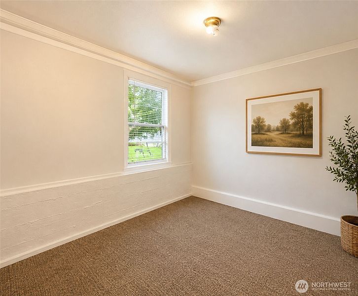 5th image of 3820 14th Avenue S