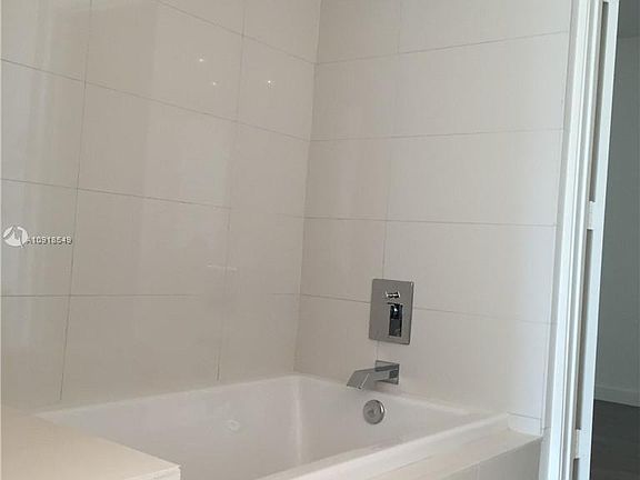 5th image of 1100 S Miami Ave #2403