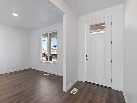 4th image of 11988 S Mount Moran Way W #649