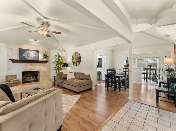 7218 Ridgeview Dr, Rowlett, TX 75089