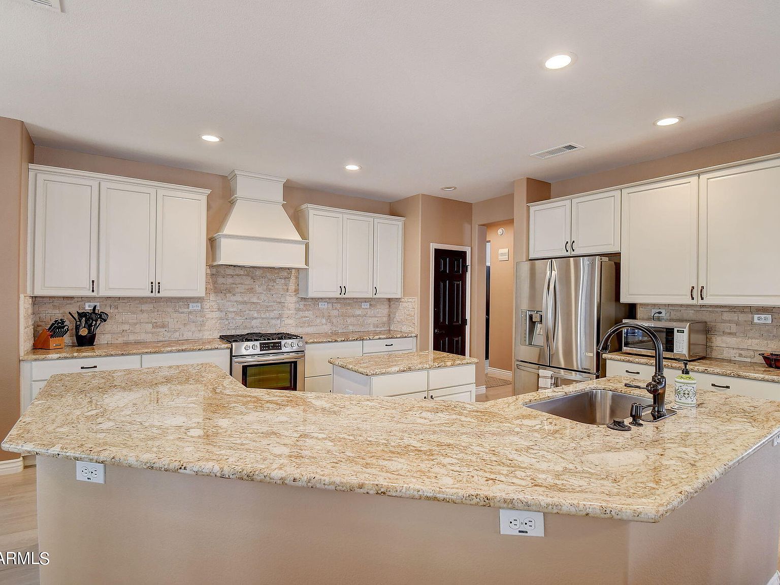 15532 W Coral Pointe Dr