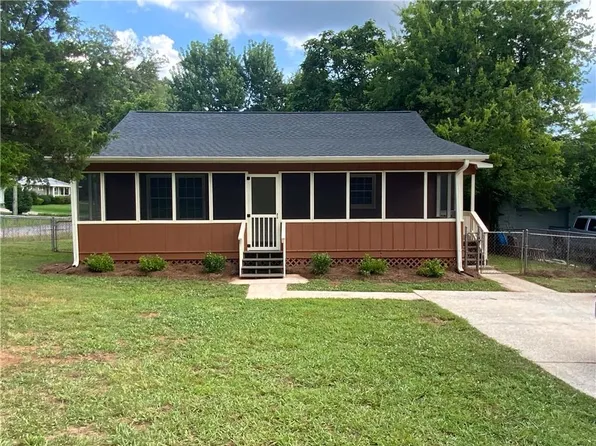 25 Forrest Ln, Cartersville, GA 30121