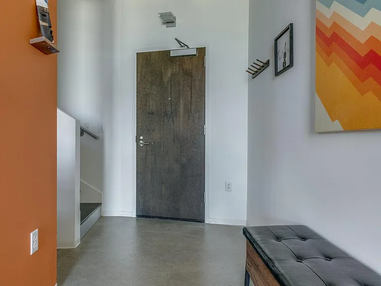 2115 Yeaman Pl #403 — Photo 4