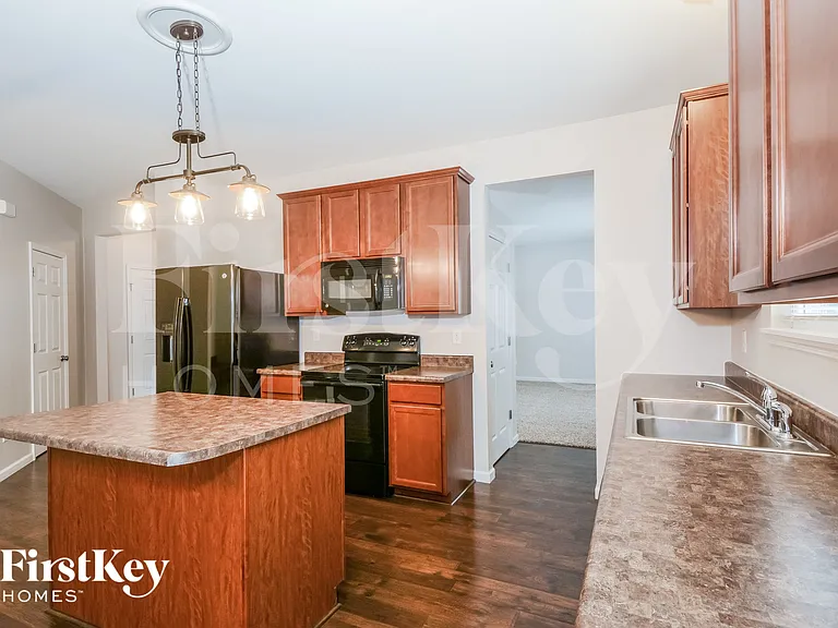246 Wabash Woods Way — Photo 6