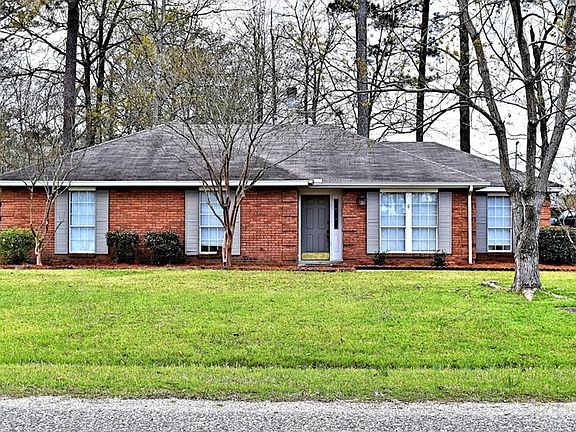 5th image of 473 Saddlewood Dr