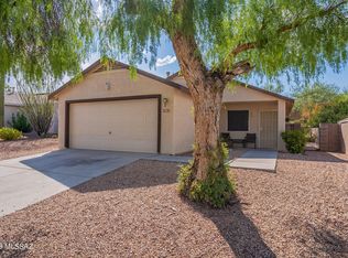 1281 N Falcon Ridge Dr, Tucson, AZ 85745