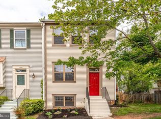 13648 Wildflower Ln, Clifton, VA 20124
