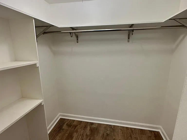 H5 Avon Dr — Photo 11