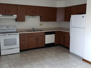 2213 Saratoga Dr APT 3, Springfield, IL 62704