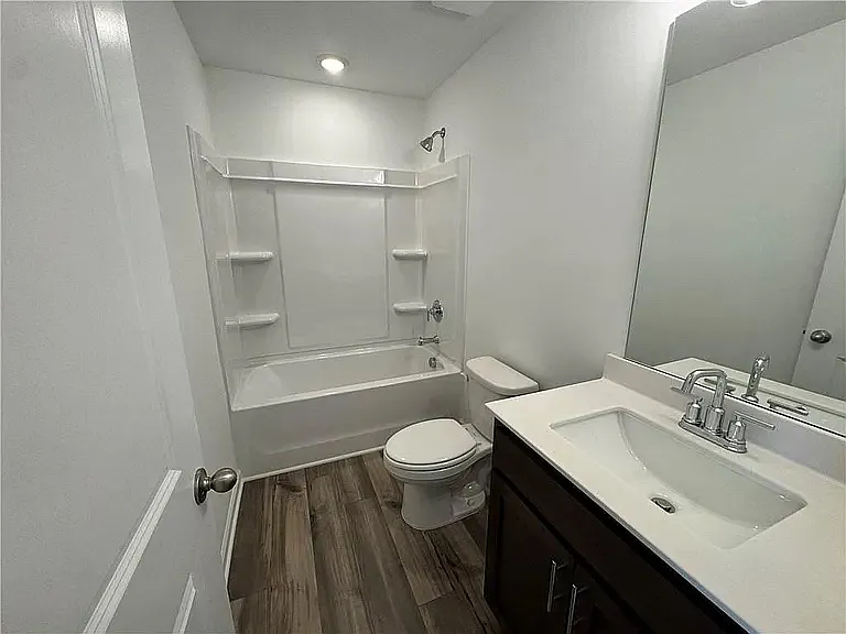 6108 Vaughnmere Way — Photo 5