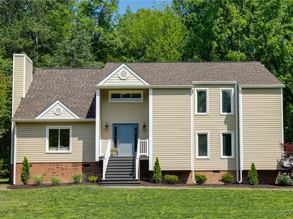 8508 Summit Acres Dr, North Chesterfield, VA 23235