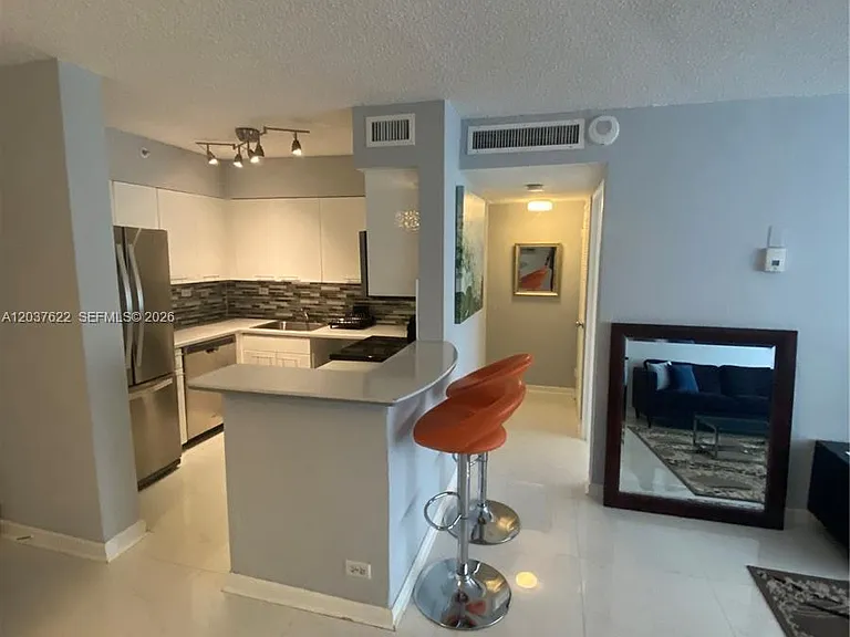 1500 Bay Rd #654S — Photo 5