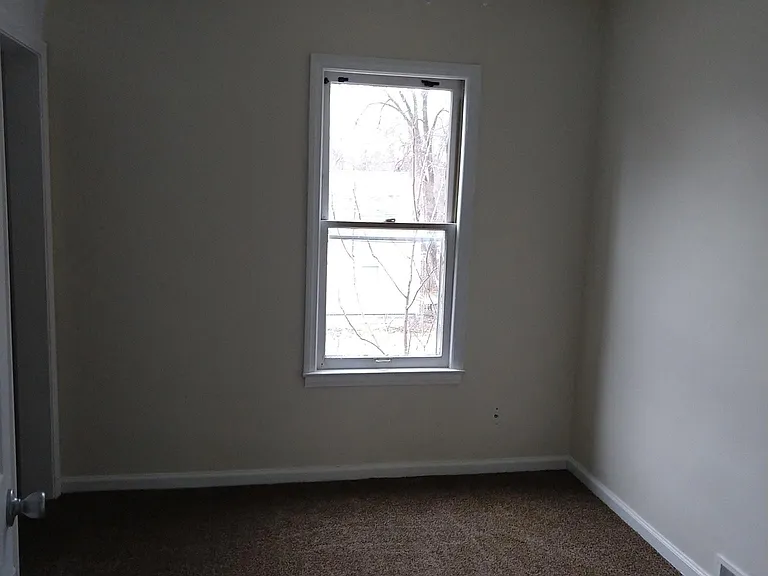 21004 Garden Ln — Photo 13