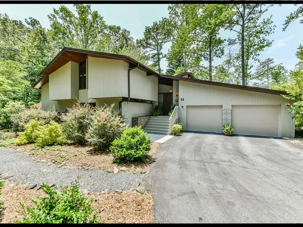 22 Blowing Fresh Dr, Salem, SC 29676