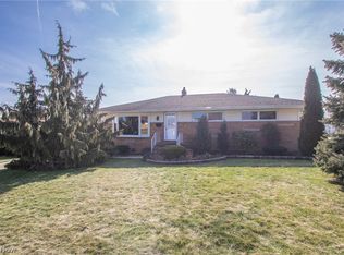 2775 Sherwood Dr, Parma, OH