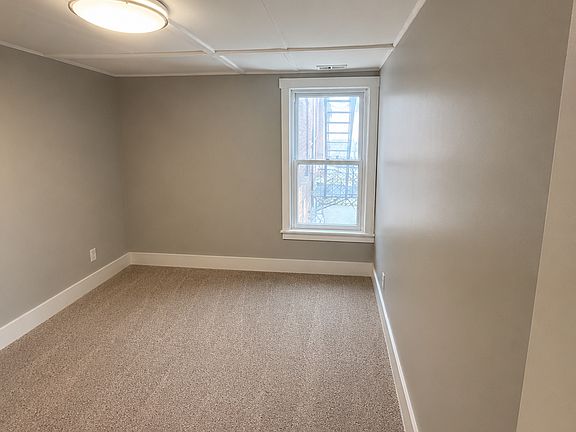 4th image of 125 N Main St #B