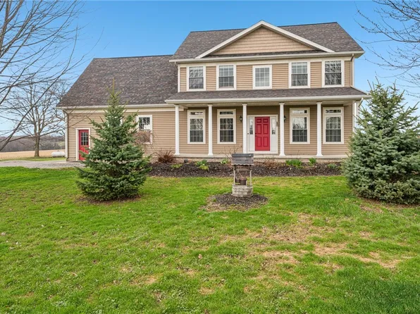 372 Transit Rd, Wyoming, NY 14591