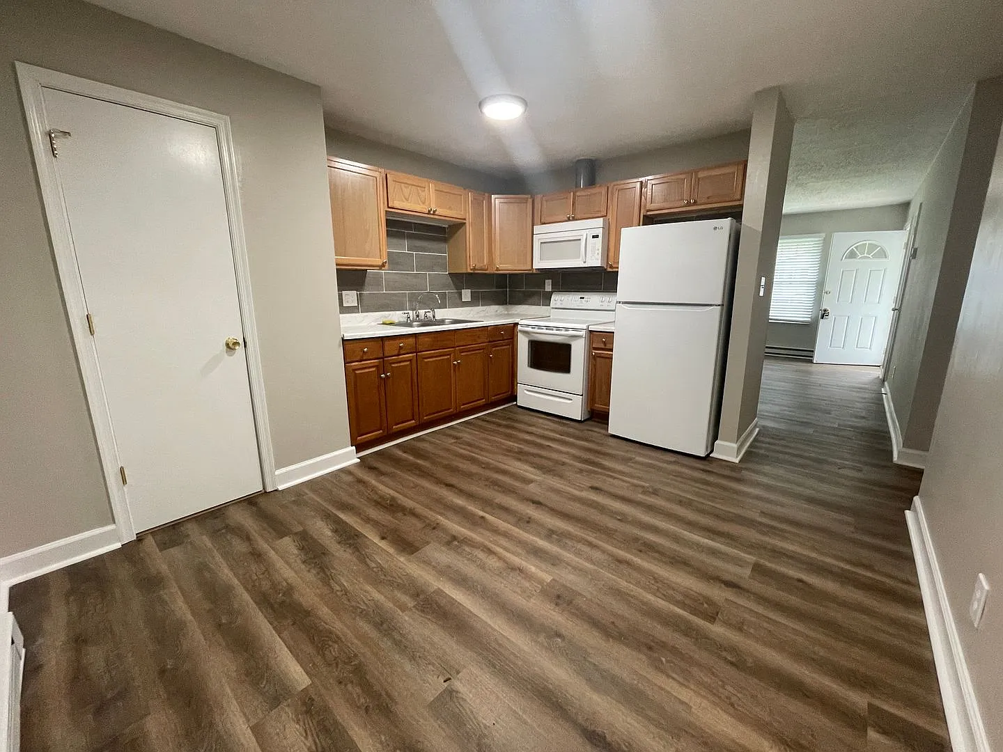 One story duplex — Photo 3
