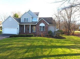 9 River View Rd, Narragansett, RI 02882