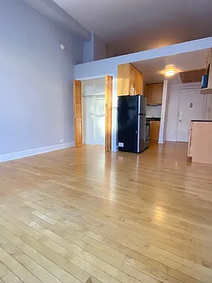 Rented by Beekman Street Realty | media 2