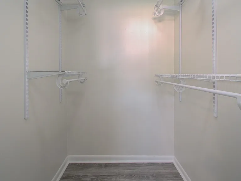 15611 La Casa Ln — Photo 25