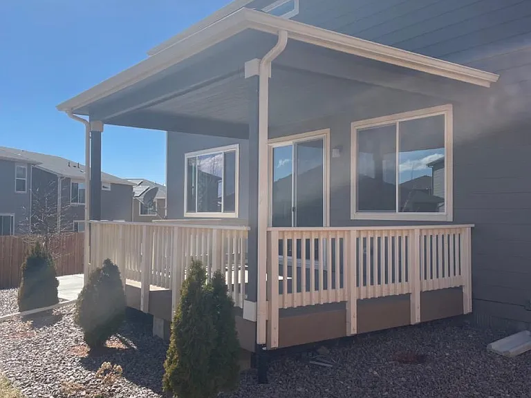 Covered Deck in the back
