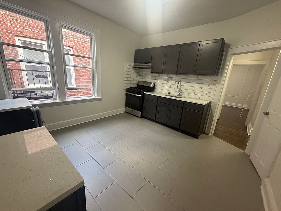 1st image of 254 Joralemon St APT 304