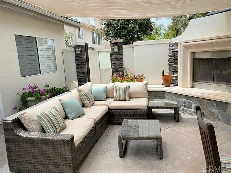 459 Lexington Cir — Photo 25