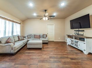 224 Lake Dr, Springtown, TX 76082