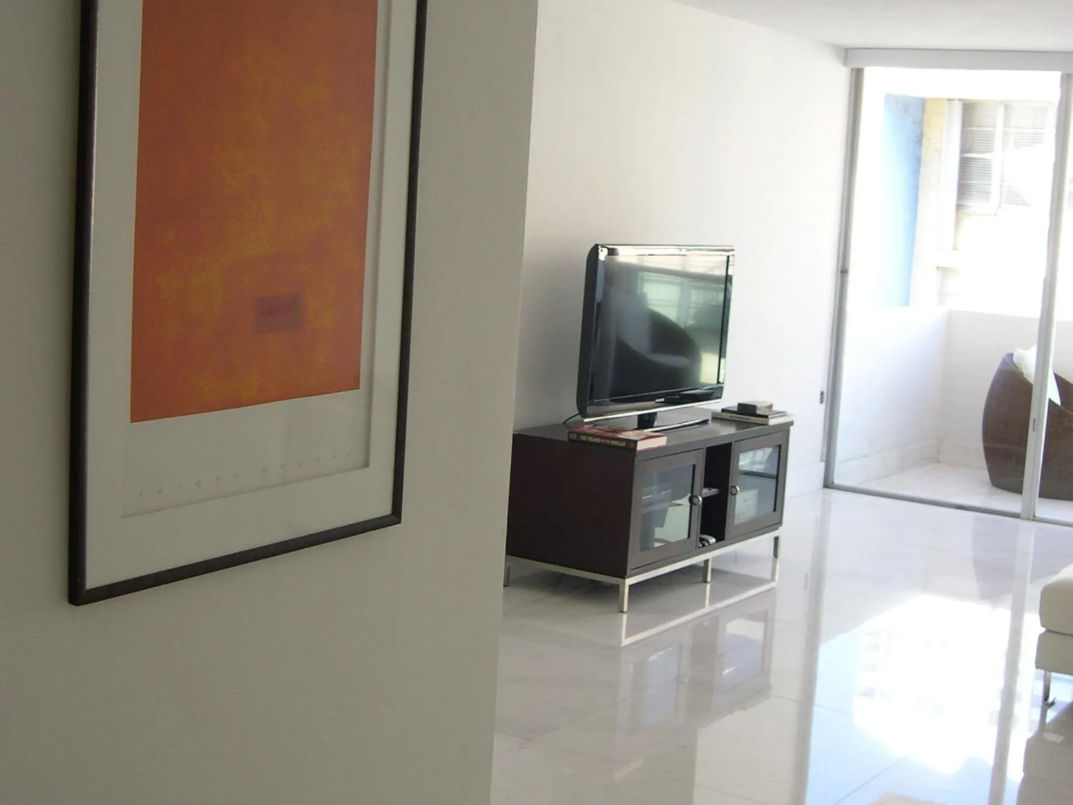 1 bed, 840 sqft, $3,200 — Photo 2
