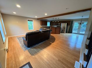 1026 Worcester Rd, New Braintree, MA 01531