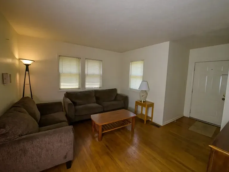 401 S Highland Ave — Photo 4