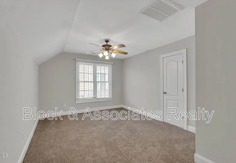 109 Old Savannah Dr — Photo 22