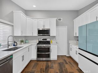 39747 Old Carriage Rd, Murrieta, CA 92563
