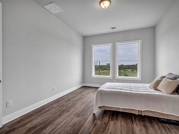 5th image of 4507 E Martin Luther King Jr Blvd #124