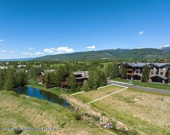 1st image of 6 Riparian Dr