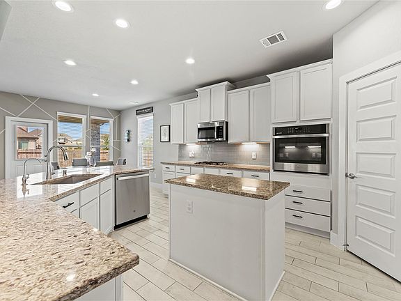 5th image of 1600 Del Sol Ridge Ln